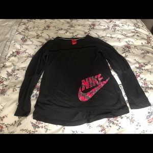 Girls Nike shirt